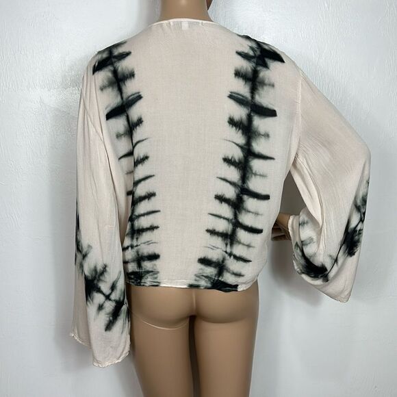Young Fabulous And Broke Tie Dye Bell Sleeve Tie Front Boho Top Size XS - Picture 4 of 9
